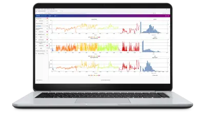 画像は、ETAS解析ツールボックス(EATB)とPC画面上のユーザーフレンドリーなデータ可視化。